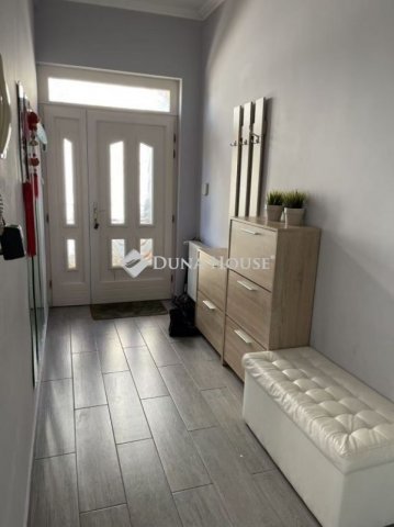 Eladó családi ház, Budapesten, XVIII. kerületben 185 M Ft