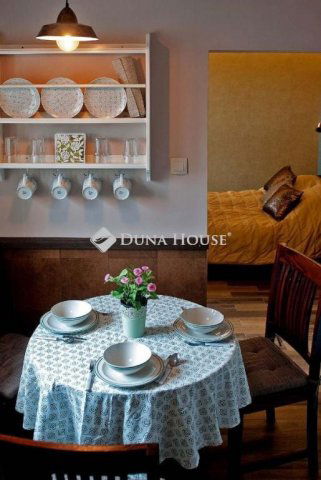 Eladó téglalakás, Pécsett 44.9 M Ft, 1 szobás