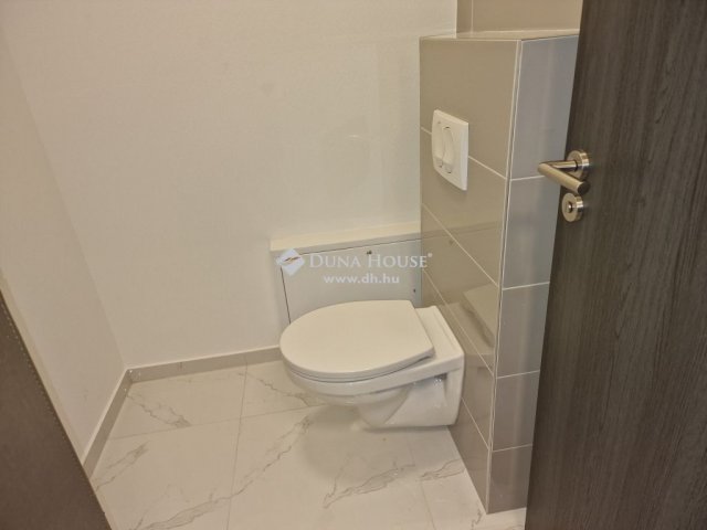 Eladó sorház, Gödöllőn 155 M Ft, 3 szobás