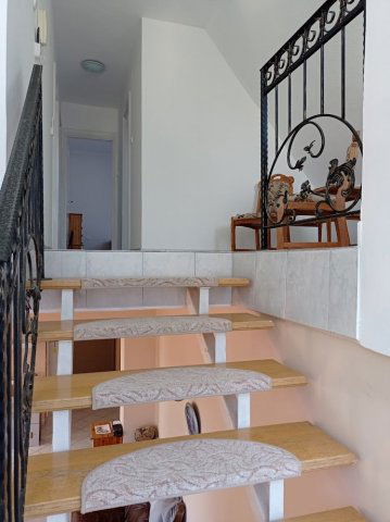 Eladó téglalakás, Zalaegerszegen 59 M Ft, 6 szobás