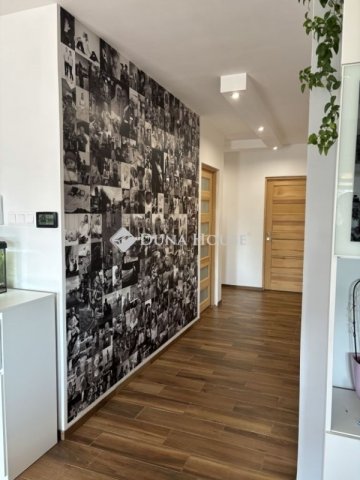 Eladó családi ház, Balatonkenesén 146.5 M Ft, 4 szobás