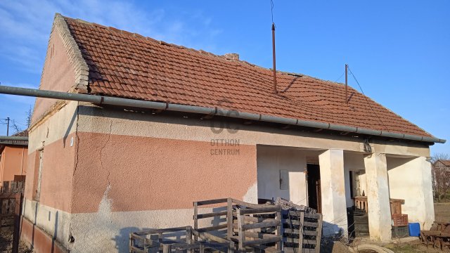 Eladó családi ház, Hosszúpályin 9.9 M Ft, 2 szobás