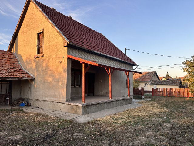 Eladó családi ház, Körösladányban 14.9 M Ft, 2 szobás