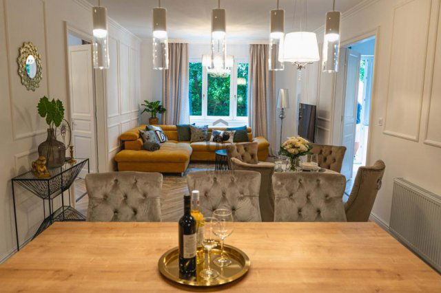 Kiadó téglalakás, albérlet, Budapesten, V. kerületben, 4 szobás