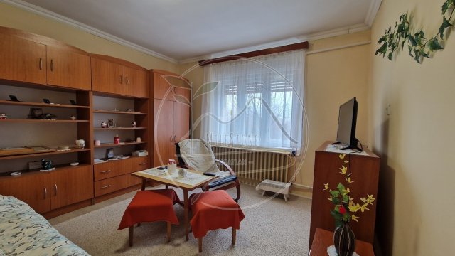 Eladó családi ház, Kétegyházán 13.9 M Ft, 2 szobás