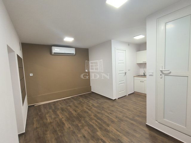 Kiadó üzlethelyiség, Budapesten, IX. kerületben 140 E Ft / hó
