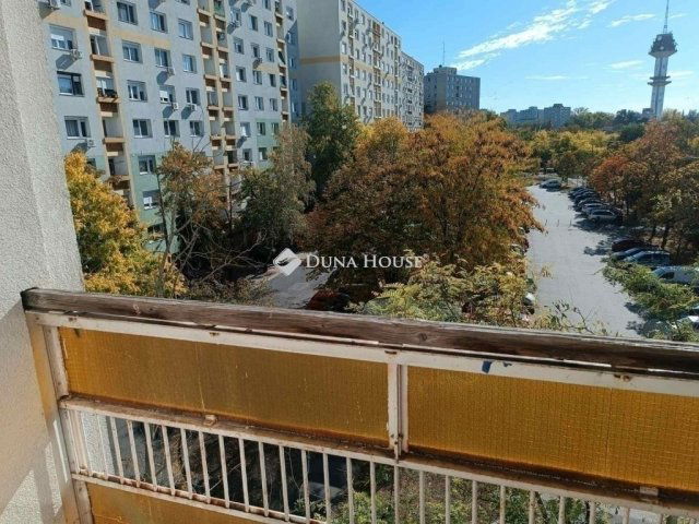 Eladó panellakás, Szegeden 44.9 M Ft, 2 szobás