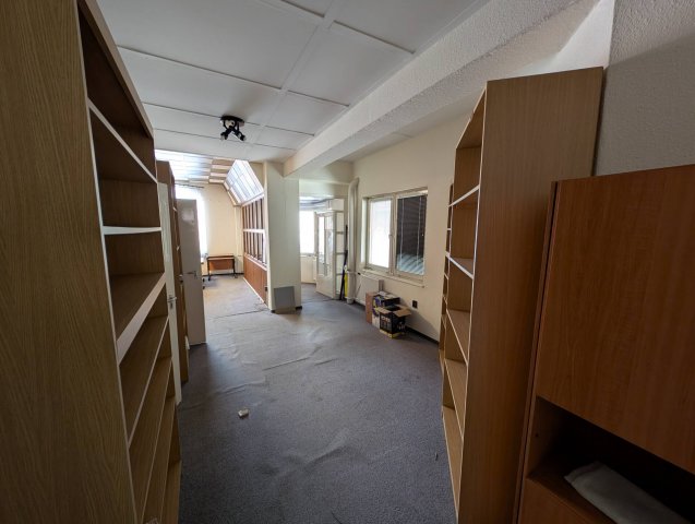 Eladó üzlethelyiség, Dorogon 56.5 M Ft, 1+1 szobás