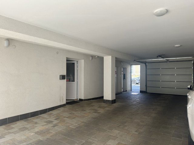 Eladó üzlethelyiség, Szombathelyen 42.9 M Ft