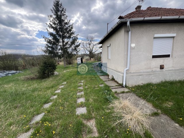 Eladó családi ház, Felsőnyárádon 11.5 M Ft, 2 szobás