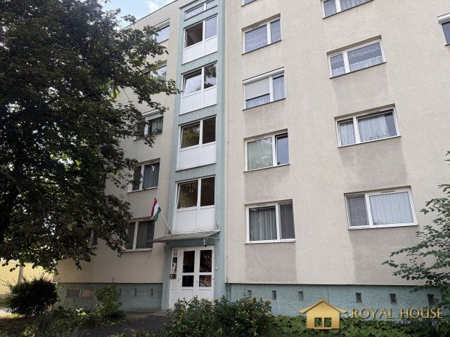 Eladó panellakás, Miskolcon, Szent István utcában 25.9 M Ft