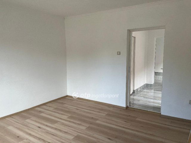 Eladó családi ház, Mezőkövesden 32.9 M Ft, 3 szobás