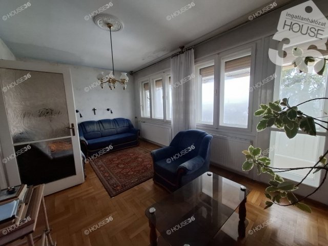 Eladó családi ház, Budapesten, II. kerületben 180 M Ft, 3 szobás