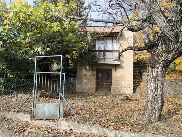 Eladó telek, Pécsett, Alsómakár dűlőn 73 M Ft