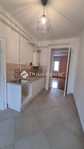 Eladó téglalakás, Budapesten, XIV. kerületben, Várna utcában