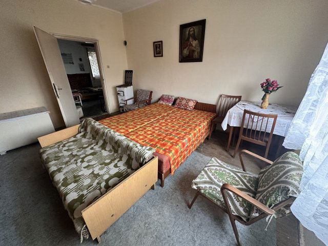 Eladó családi ház, Vasegerszegen 24 M Ft, 2 szobás