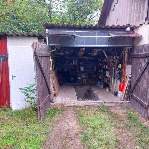 Eladó családi ház, Farmoson 13 M Ft, 2+1 szobás
