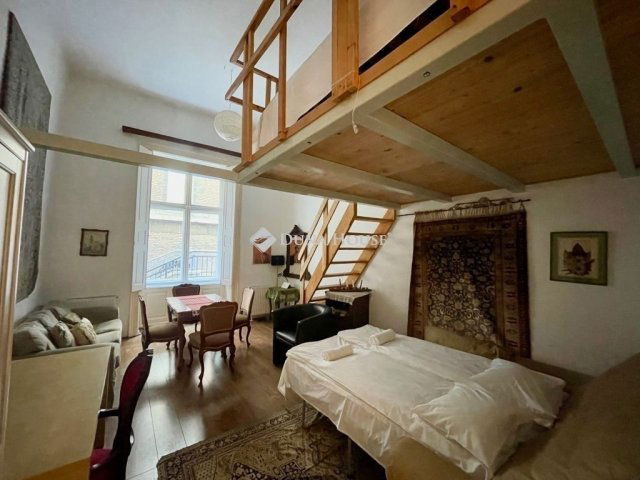 Eladó téglalakás, Budapesten, I. kerületben 74.9 M Ft, 2 szobás