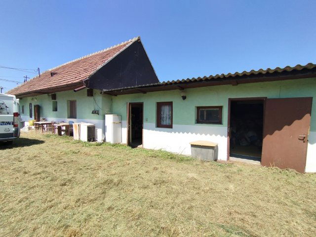 Eladó családi ház, Rábatamásin 23 M Ft, 2 szobás