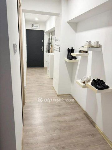 Eladó téglalakás, Budapesten, XXI. kerületben 33 M Ft