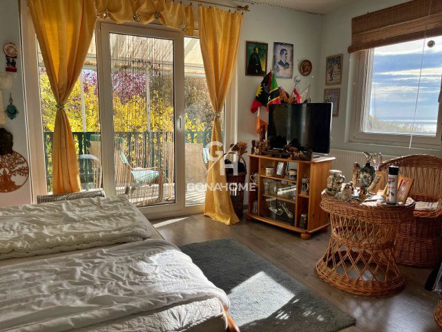 Eladó ikerház, Balatonfűzfőn 138 M Ft, 2+1 szobás