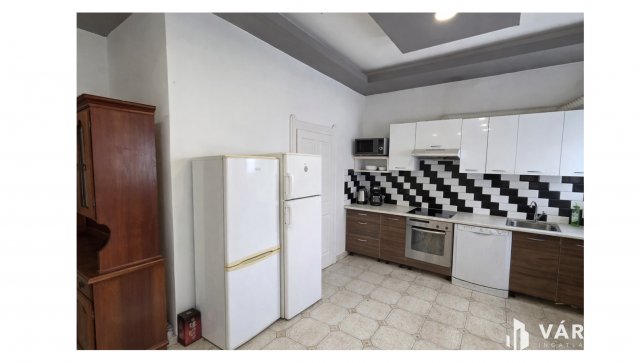 Kiadó családi ház, albérlet, Debrecenben 700 E Ft / hó