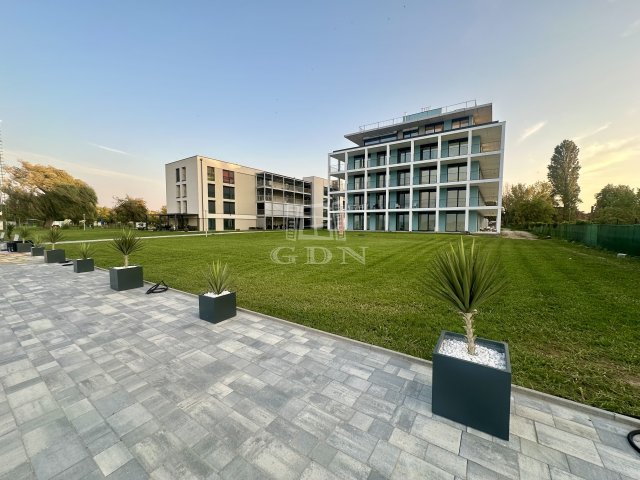 Eladó téglalakás, Balatonmáriafürdőn 57.9 M Ft, 1 szobás