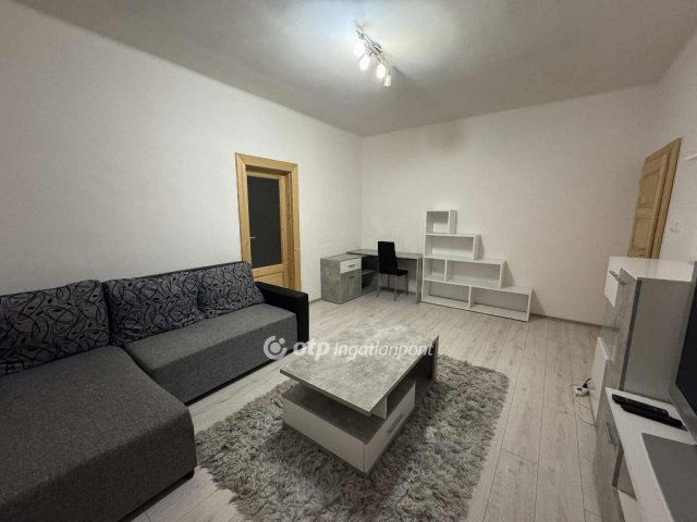 Eladó téglalakás, Debrecenben 69.999 M Ft, 2 szobás