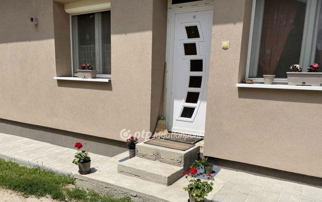Eladó családi ház, Kajászón 125 M Ft, 4 szobás