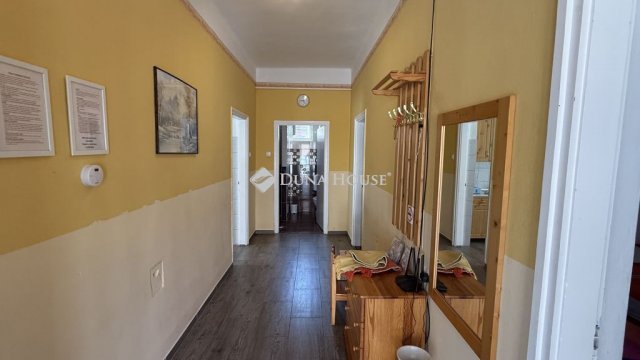 Eladó családi ház, Poroszlón 44 M Ft, 4 szobás