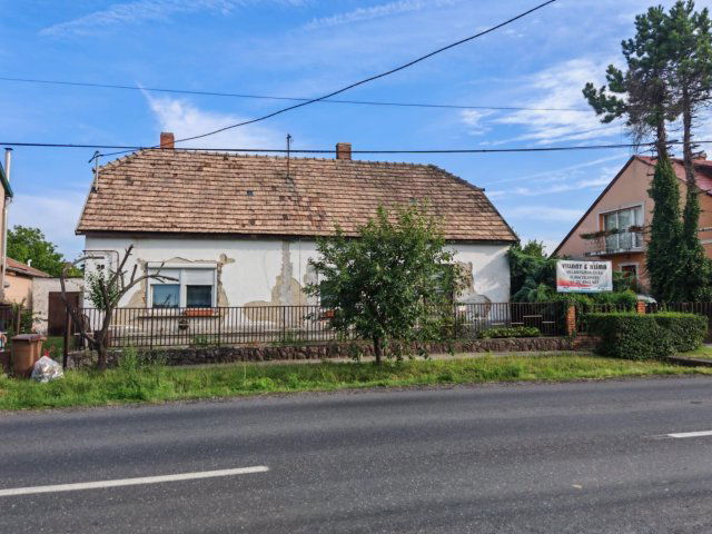 Eladó családi ház, Kisbéren 32 M Ft, 3+1 szobás