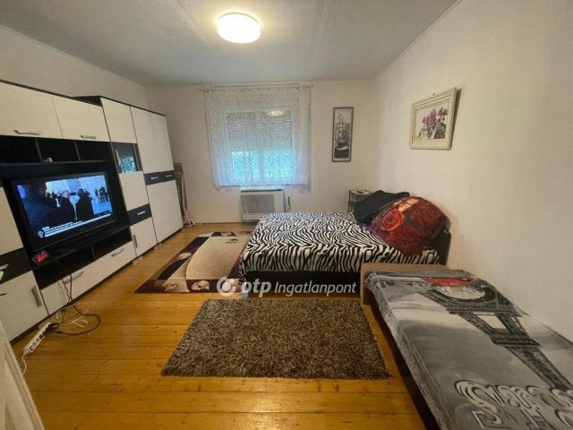 Eladó családi ház, Tápiógyörgyén 34.9 M Ft, 3 szobás