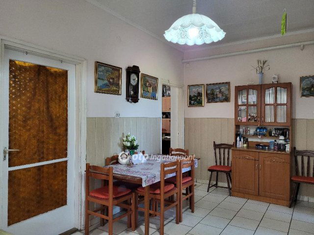 Eladó családi ház, Enyingen 48.5 M Ft, 4 szobás