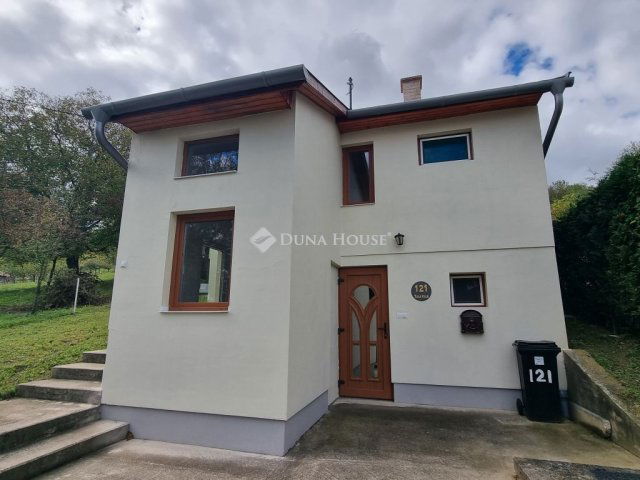 Eladó nyaraló, Zalaszentgróton 45 M Ft, 4 szobás