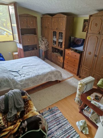 Eladó nyaraló, Balatonfüreden 79 M Ft, 2 szobás