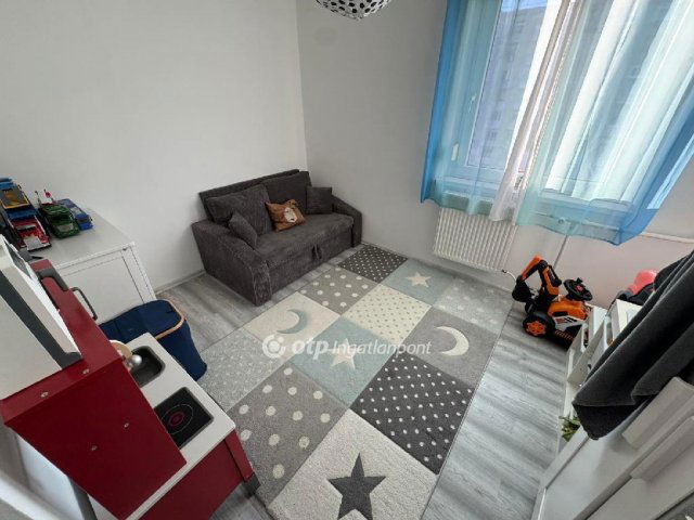 Eladó panellakás, Budapesten, XIX. kerületben 76 M Ft, 2+1 szobás