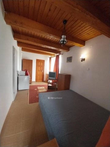 Eladó családi ház, Nyíregyházán 120 M Ft, 6 szobás