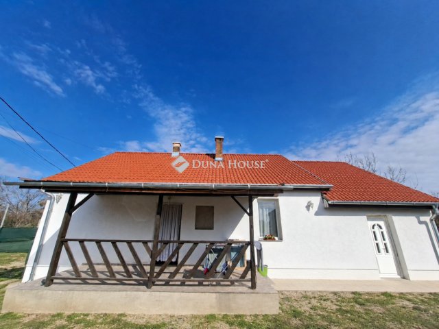 Eladó családi ház, Tápiószecsőn 45 M Ft, 3 szobás