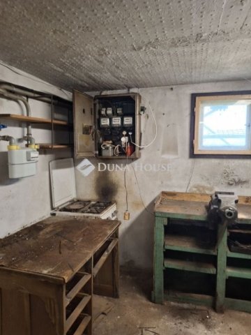 Eladó családi ház, Gyálon 39.9 M Ft, 1 szobás