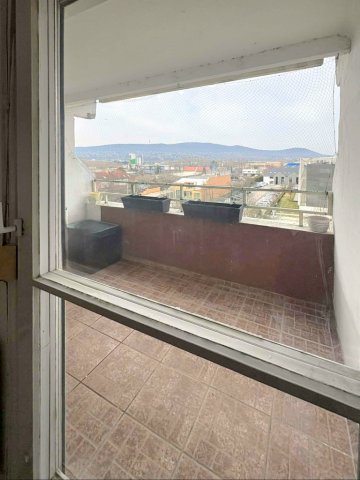 Eladó panellakás, Budapesten, III. kerületben 73.9 M Ft, 2 szobás