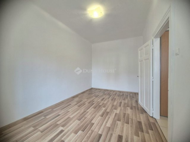 Eladó téglalakás, Budapesten, III. kerületben 51.499 M Ft