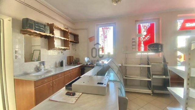 Kiadó üzlethelyiség, Zalaegerszegen 120 E Ft / hó