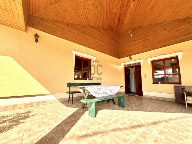 Eladó családi ház, Győrött 110 M Ft, 4 szobás