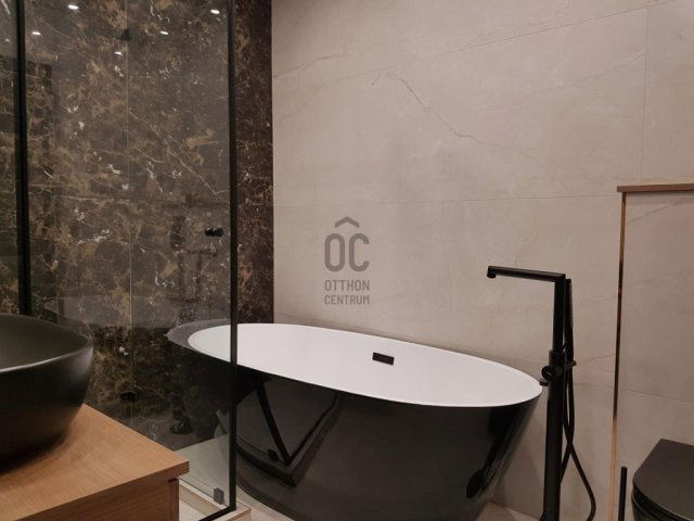 Eladó téglalakás, Budapesten, V. kerületben 230 M Ft, 3 szobás