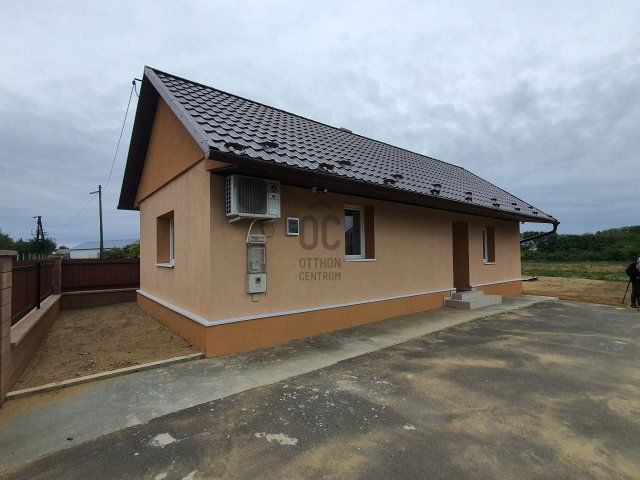 Eladó családi ház, Szabolcsbákán 14.2 M Ft, 1 szobás