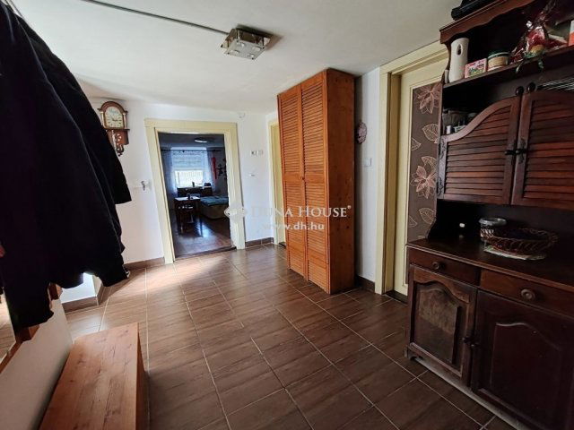 Eladó családi ház, Iregszemcsén 19.99 M Ft, 2 szobás