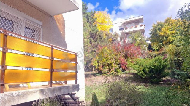 Kiadó téglalakás, albérlet, XI. kerületben, Eper utcában