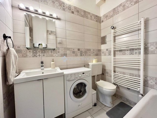 Kiadó téglalakás, albérlet, VII. kerületben, Nyár utcában