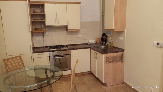 Kiadó téglalakás, albérlet, VII. kerületben, Alsó erdősor utcában