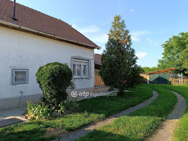 Eladó családi ház, Sarkadon 18.9 M Ft, 3 szobás